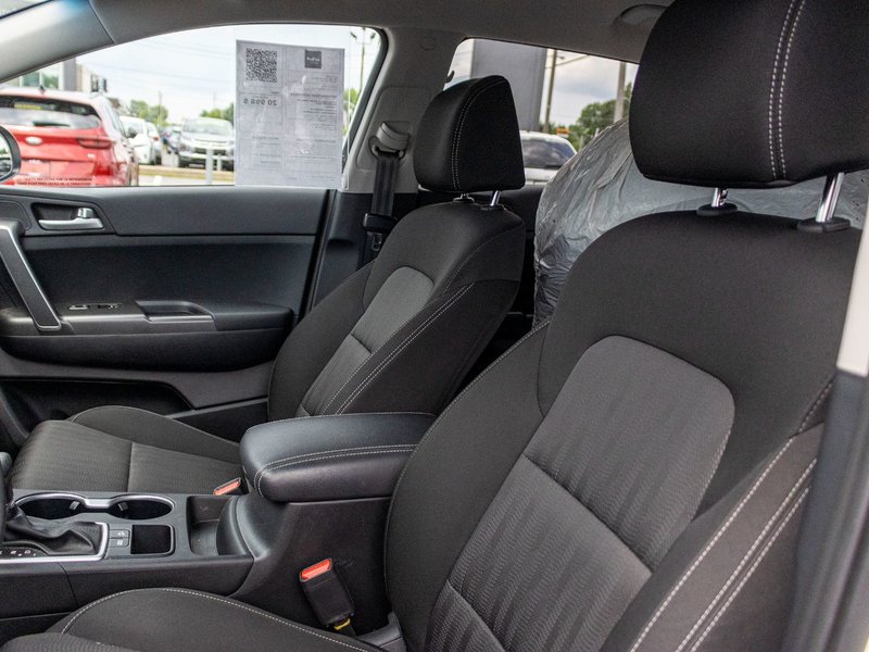 Kia Sportage LX BLANC 68856KM SEULEMENT 2021 1 PROPRIO