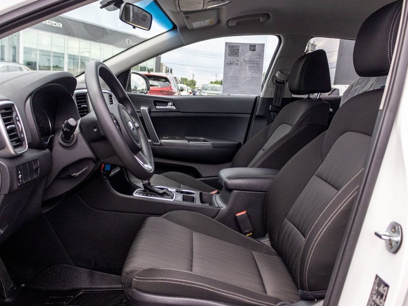 Kia Sportage LX BLANC 68856KM SEULEMENT 2021 1 PROPRIO