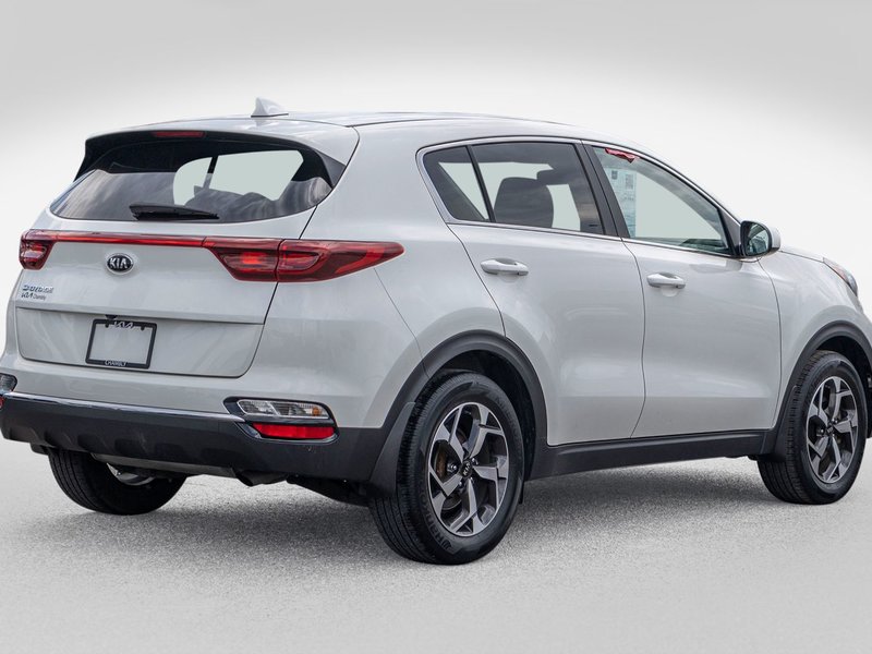 Kia Sportage LX BLANC 68856KM SEULEMENT 2021 1 PROPRIO