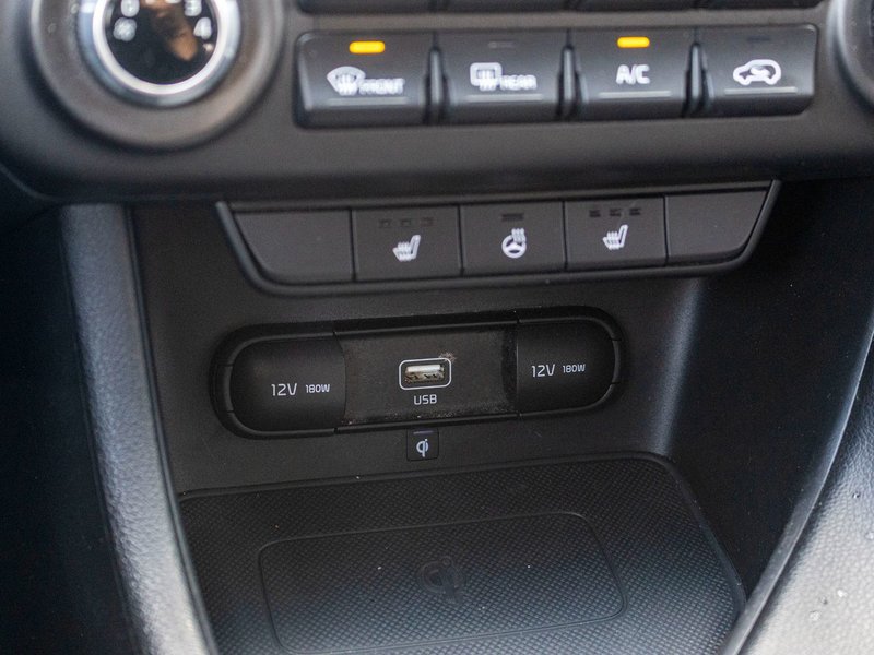 Kia Sportage EX TOIT AWD BLANC 55825KM 2022 1 PROPRIO PAS DE RECLAMATION AU CARFAX