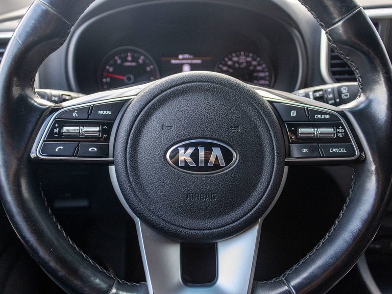 Kia Sportage EX TOIT AWD BLANC 55825KM 2022 1 PROPRIO PAS DE RECLAMATION AU CARFAX