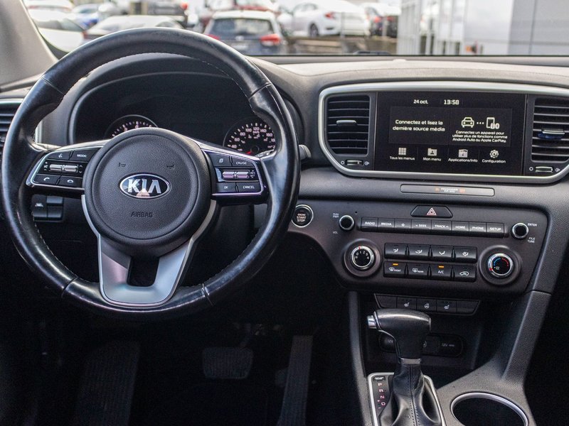 Kia Sportage EX TOIT AWD BLANC 55825KM 2022 1 PROPRIO PAS DE RECLAMATION AU CARFAX