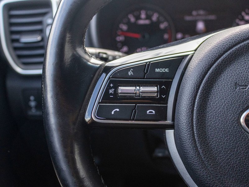 Kia Sportage EX TOIT AWD BLANC 55825KM 2022 1 PROPRIO PAS DE RECLAMATION AU CARFAX