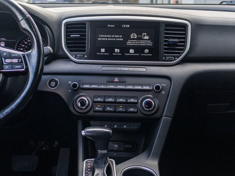 Kia Sportage EX TOIT AWD BLANC 55825KM 2022 1 PROPRIO PAS DE RECLAMATION AU CARFAX