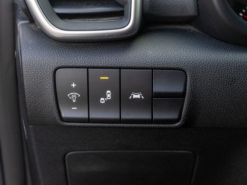 Kia Sportage EX TOIT AWD BLANC 55825KM 2022 1 PROPRIO PAS DE RECLAMATION AU CARFAX