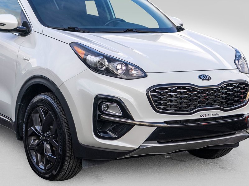 Kia Sportage EX TOIT AWD BLANC 55825KM 2022 1 PROPRIO PAS DE RECLAMATION AU CARFAX