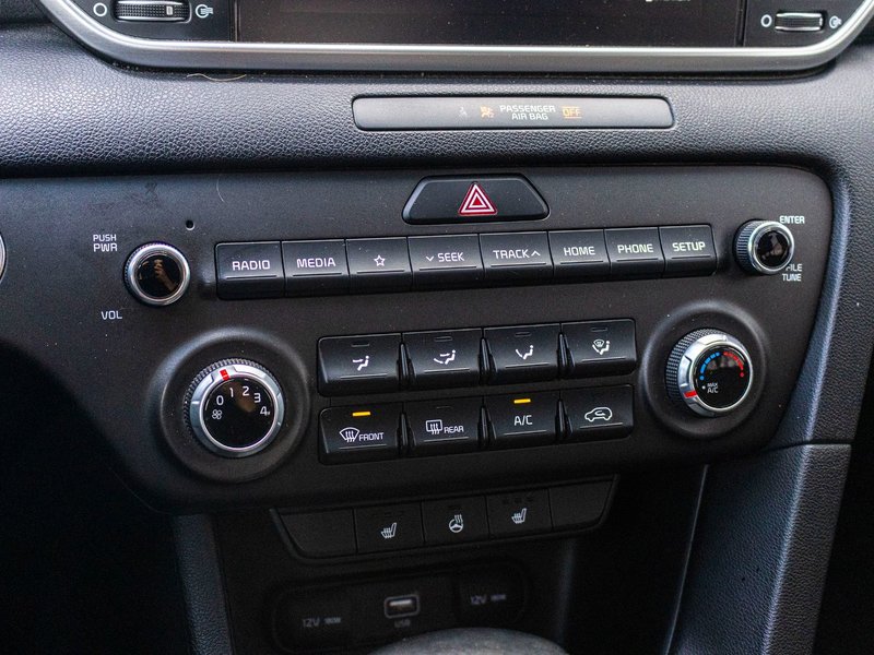 Kia Sportage EX TOIT AWD BLANC 55825KM 2022 1 PROPRIO PAS DE RECLAMATION AU CARFAX