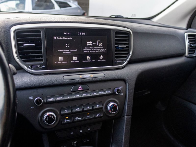 Kia Sportage EX TOIT AWD BLANC 55825KM 2022 1 PROPRIO PAS DE RECLAMATION AU CARFAX