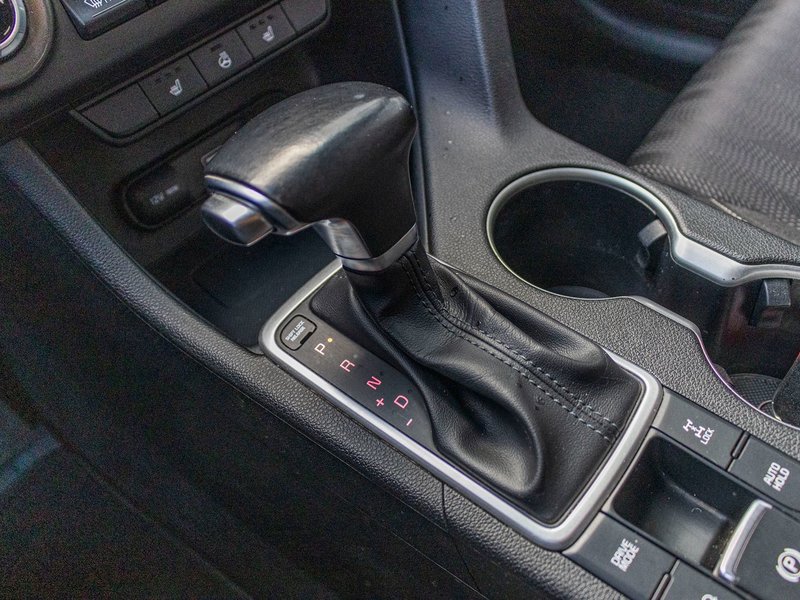 Kia Sportage EX TOIT AWD BLANC 55825KM 2022 1 PROPRIO PAS DE RECLAMATION AU CARFAX