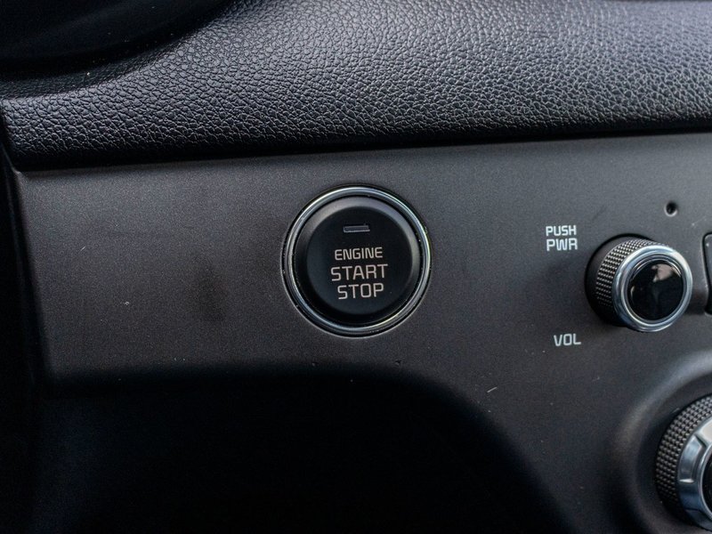 Kia Sportage EX PREMIUM S AWD CUIR TOIT BLANC 2022 1 PROPRIO