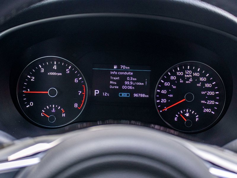 Kia Sportage EX PREMIUM S AWD CUIR TOIT BLANC 2022 1 PROPRIO