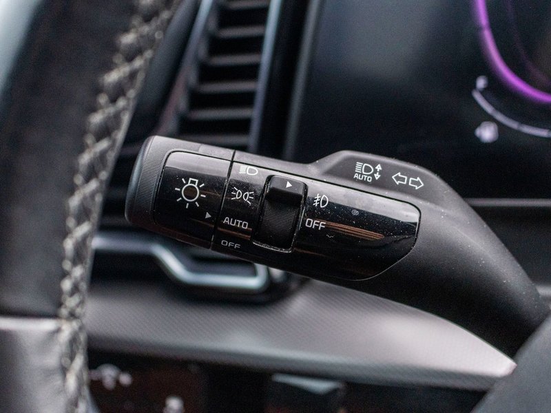 Kia Sportage EX PREMIUM AWD TOIT NAV 2023 NOIR INT ROUGE WOW