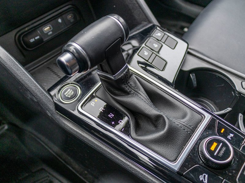 Kia Sportage X-LINE AWD CUIR 33360KM WOW 2023