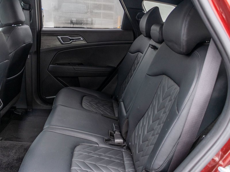 Kia Sportage X-LINE AWD CUIR 33360KM WOW 2023