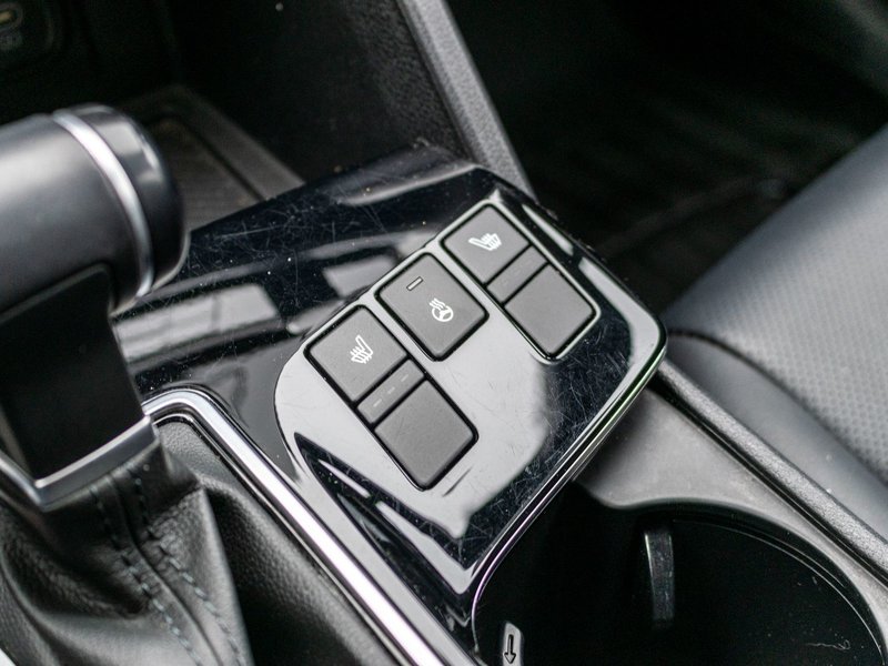 Kia Sportage X-LINE AWD CUIR 33360KM WOW 2023