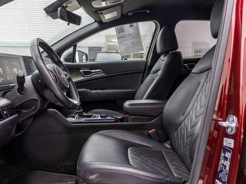 Kia Sportage X-LINE AWD CUIR 33360KM WOW 2023