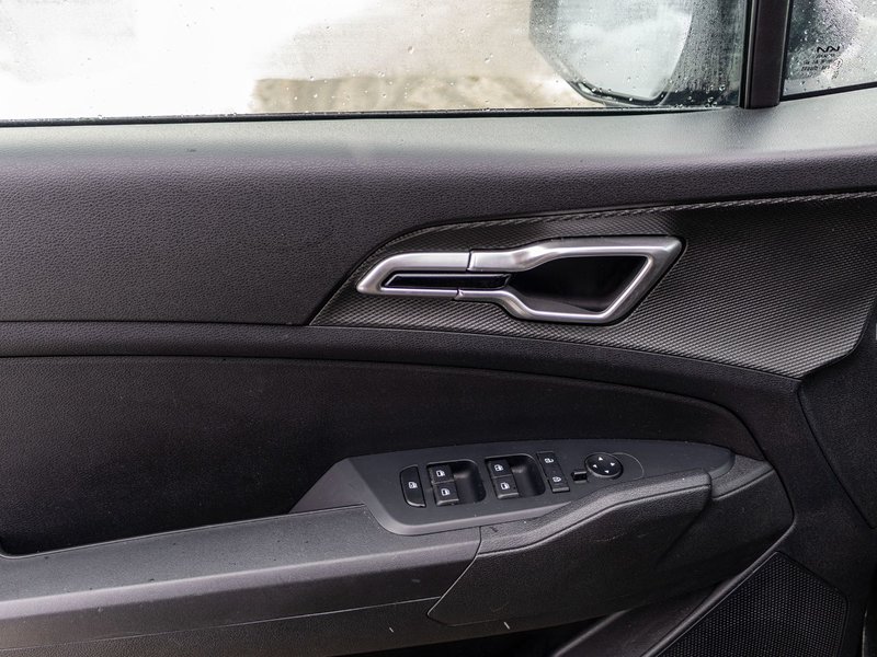 Kia Sportage LX AWD NOIR 18462KM 2023 PAS DE RECLAMATION AU CARFAX