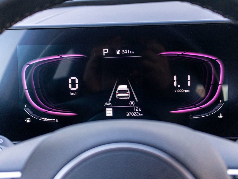 Kia Sportage EX AWD BLANC CUIR TOIT NAV 38001KM 2024 1 PROPRIO PAS DE RECLAMATION AU CARFAX