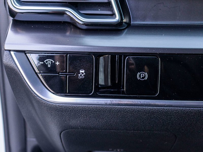 Kia Sportage EX AWD BLANC CUIR TOIT NAV 38001KM 2024 1 PROPRIO PAS DE RECLAMATION AU CARFAX