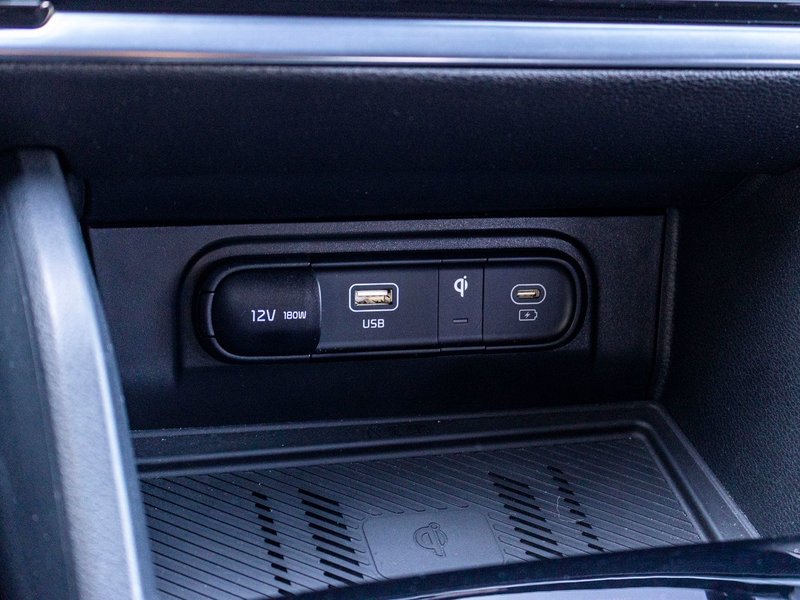 Kia Sportage EX AWD BLANC CUIR TOIT NAV 38001KM 2024 1 PROPRIO PAS DE RECLAMATION AU CARFAX