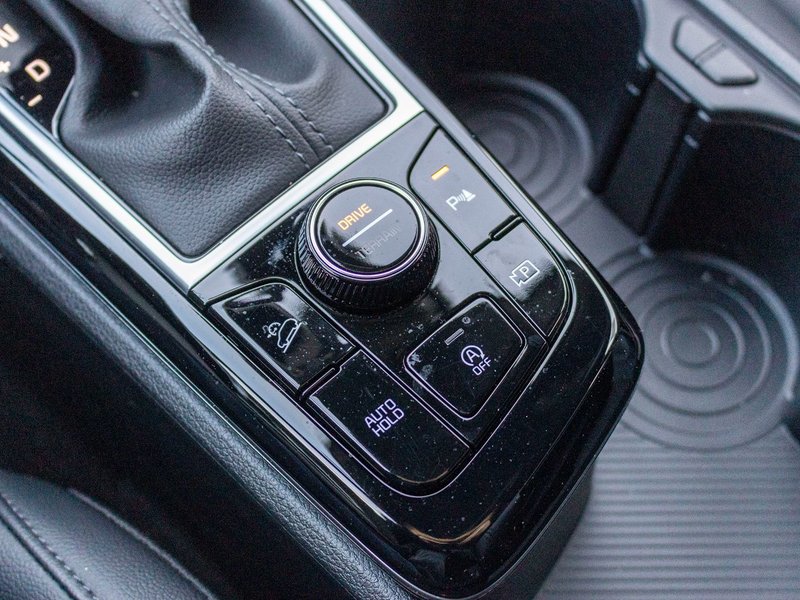 Kia Sportage X-LINE AWD GRIS CUIR NOIR 14564KM WOW 2024 1 PROPRIO PAS DE RECLAMATION AU CARFAX