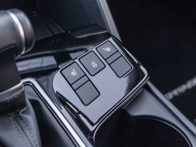 Kia Sportage X-LINE AWD GRIS CUIR NOIR 14564KM WOW 2024 1 PROPRIO PAS DE RECLAMATION AU CARFAX