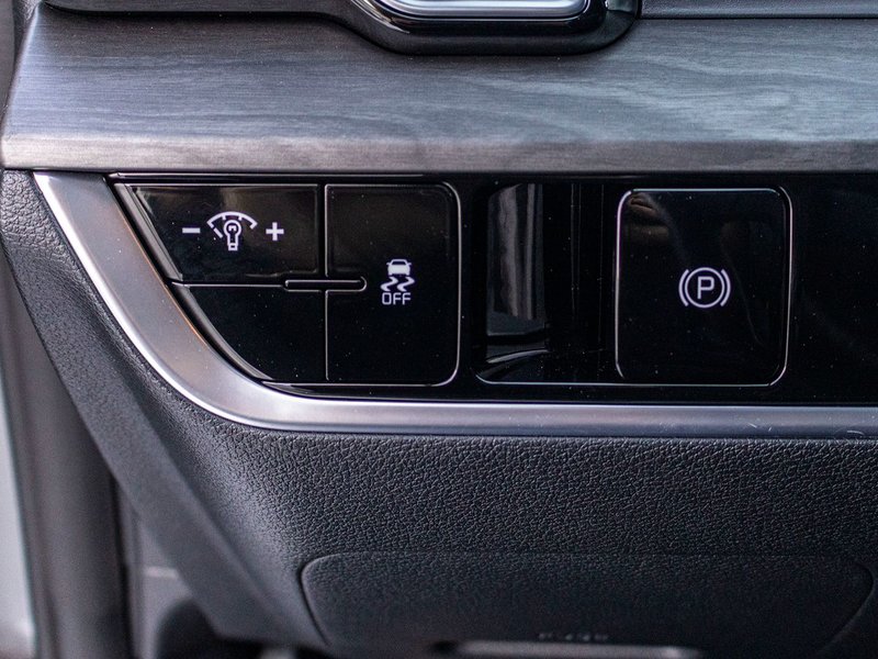 Kia Sportage X-LINE AWD GRIS CUIR NOIR 14564KM WOW 2024 1 PROPRIO PAS DE RECLAMATION AU CARFAX