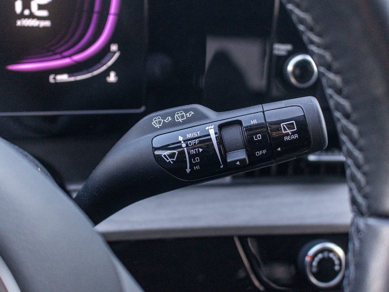 Kia Sportage X-LINE AWD GRIS CUIR NOIR 14564KM WOW 2024 1 PROPRIO PAS DE RECLAMATION AU CARFAX