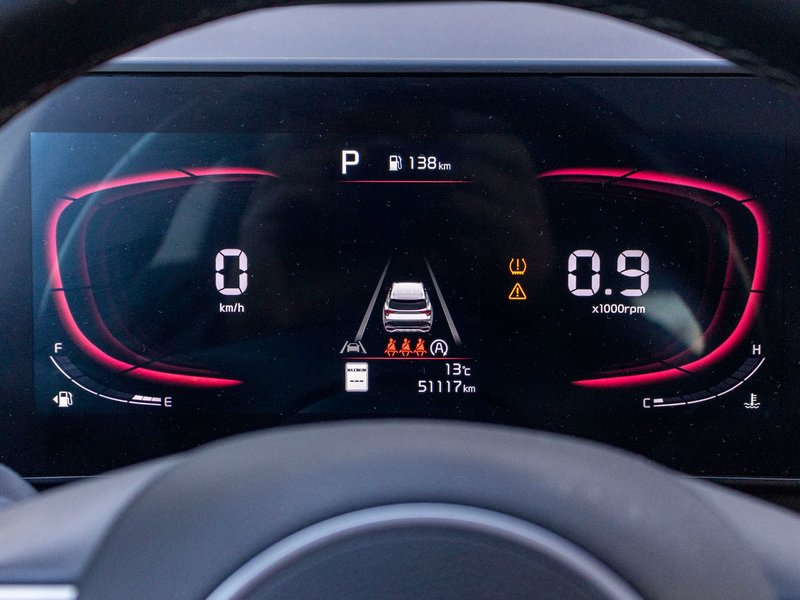 Kia Sportage EX PREMIUM BLANC CUIR ROUGE WOW 2025 PAS DE RECLAMATION AU CARFAX