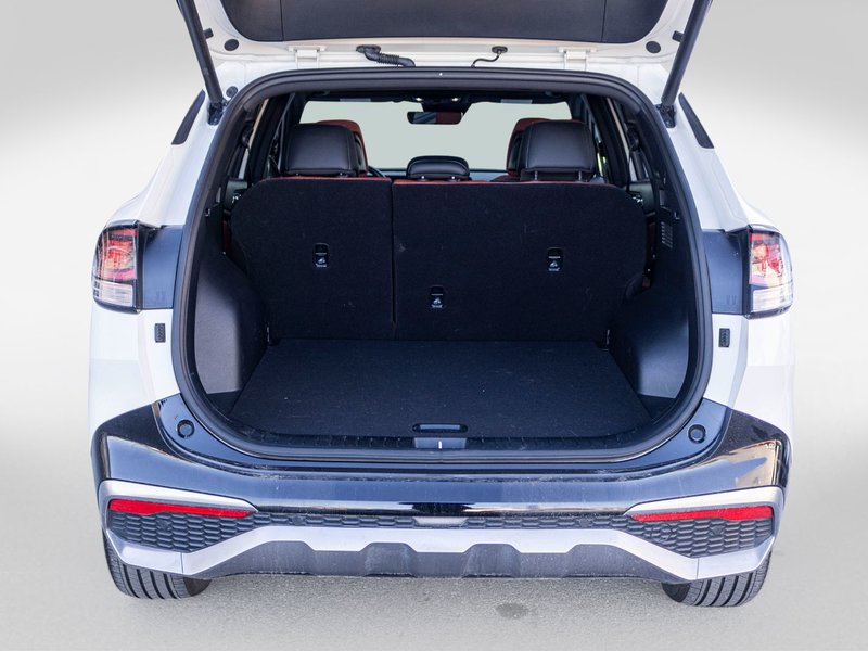 Kia Sportage EX PREMIUM BLANC CUIR ROUGE WOW 2025 PAS DE RECLAMATION AU CARFAX