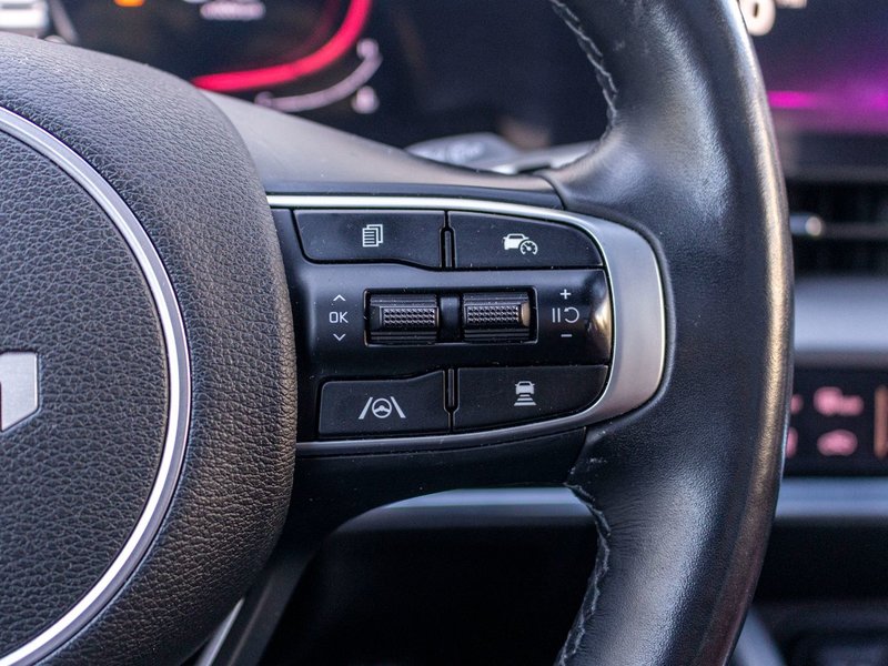 Kia Sportage EX PREMIUM BLANC CUIR ROUGE WOW 2025 PAS DE RECLAMATION AU CARFAX