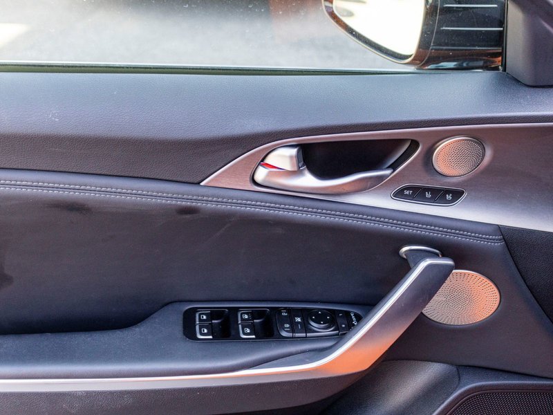 Kia Stinger GT LIMITED ORANGE RARE 2021 BAS KILO RARE