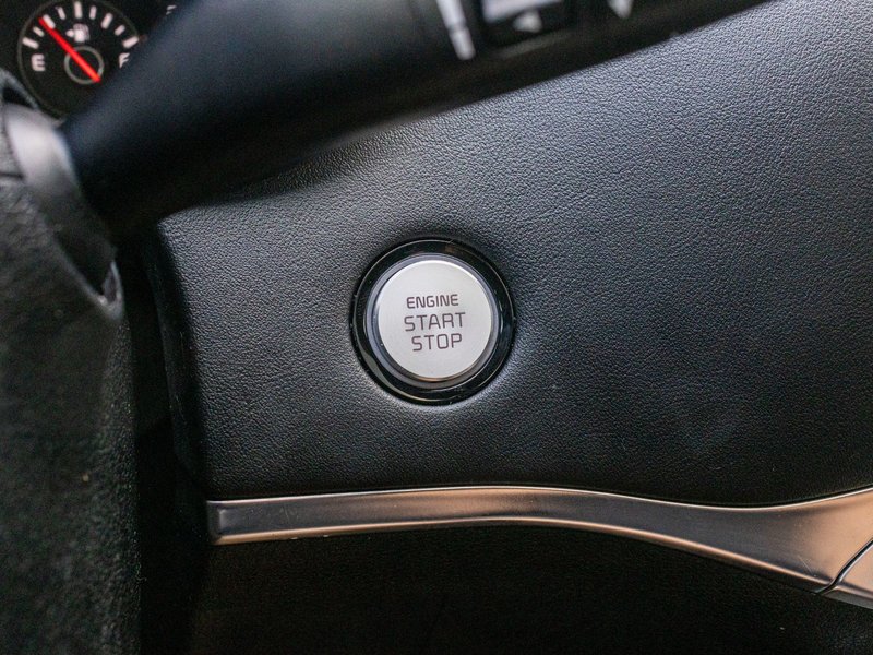 Kia Stinger GT LIMITED CUIR TOIT AWD ROUGE 2022 PAS DE RECLAMATION AU CARFAX