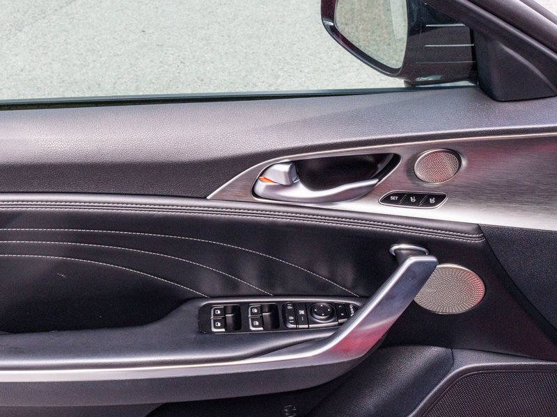 Kia Stinger GT LIMITED CUIR TOIT AWD ROUGE 2022 PAS DE RECLAMATION AU CARFAX