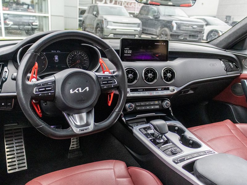 Kia Stinger GT ELITE RARE AWD CUIR ROUGE TOIT BAS KILO 2023