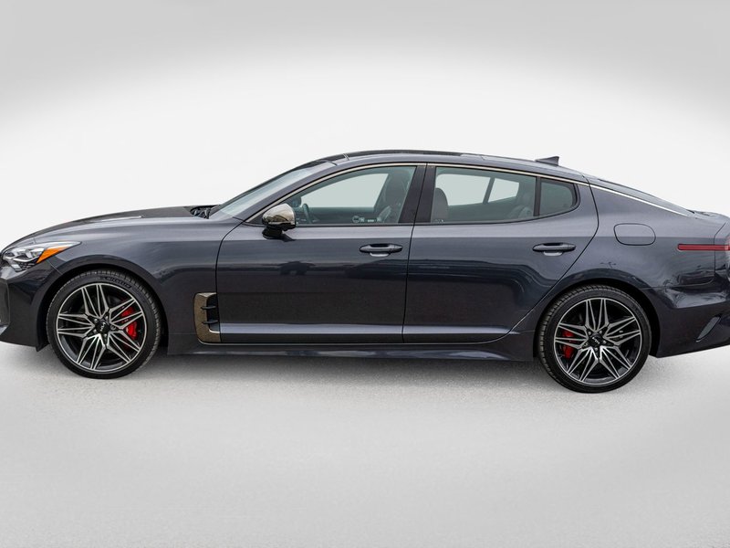 Kia Stinger GT ELITE RARE AWD CUIR ROUGE TOIT BAS KILO 2023