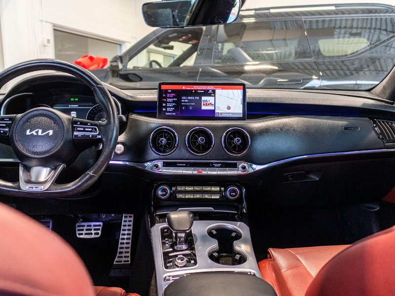 2023 Kia Stinger GT ELITE GRIS MAT CUIR ROUGE WOW 1 OWNER NO CARFAX CLAIM