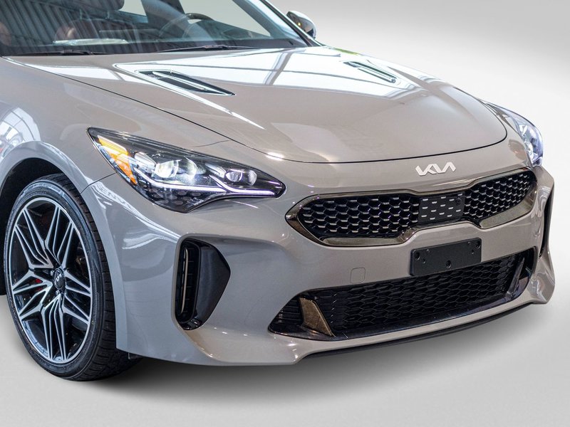 2023 Kia Stinger GT ELITE GRIS MAT CUIR ROUGE WOW 1 OWNER NO CARFAX CLAIM