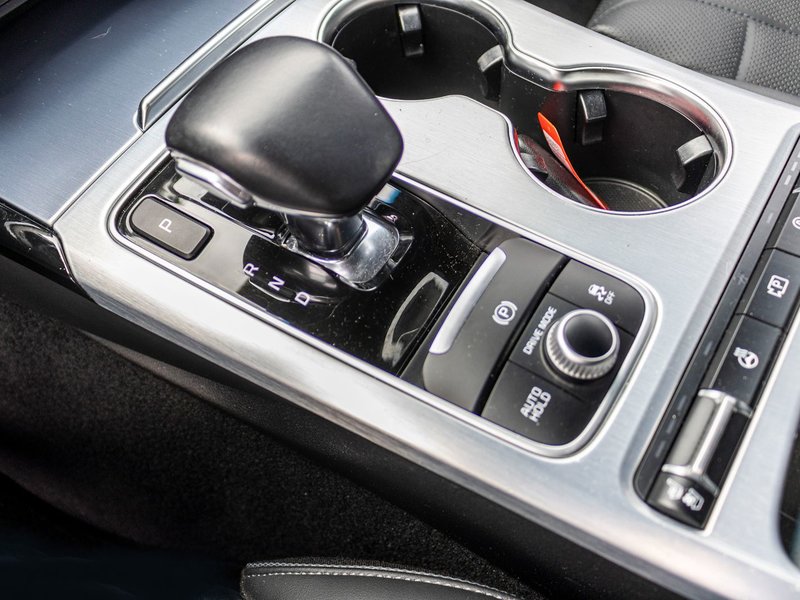 2023 Kia Stinger GT ELITE AWD CUIR TOIT ROUGE BAS KILO 1 OWNER