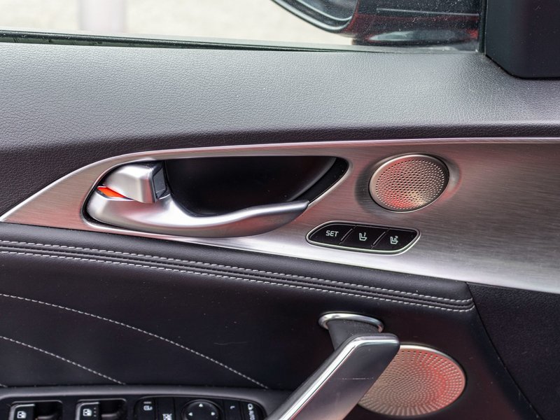 2023 Kia Stinger GT ELITE AWD CUIR TOIT ROUGE BAS KILO 1 OWNER