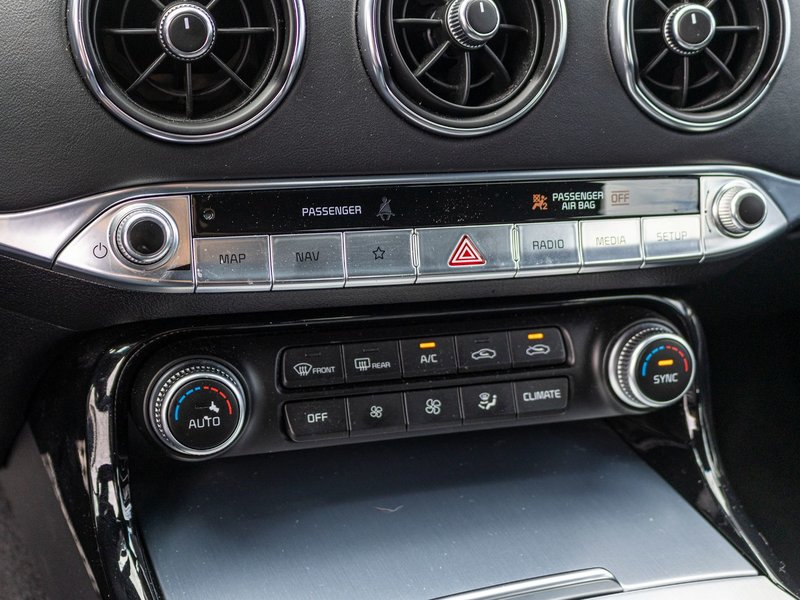 2023 Kia Stinger GT ELITE AWD CUIR TOIT ROUGE BAS KILO 1 OWNER