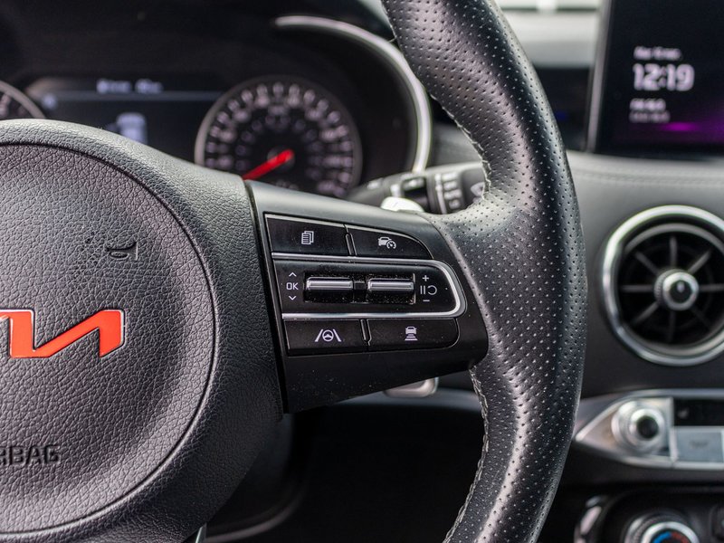 2023 Kia Stinger GT ELITE AWD CUIR TOIT ROUGE BAS KILO 1 OWNER