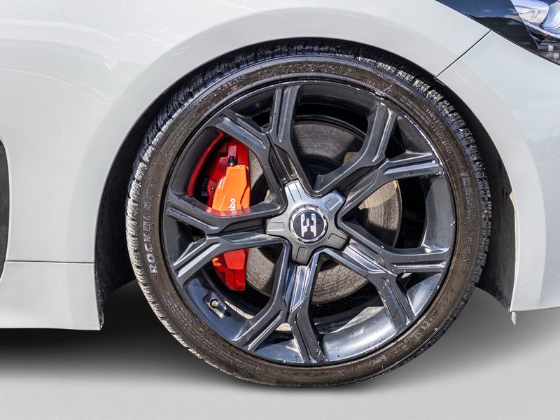 Kia Stinger EDITION SPECIALE  AWD GRIS CUIR ROUGE 2023 1 PROPRIO PAS DE RECLAMATION AU CARFAX