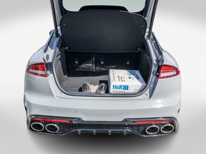 Kia Stinger EDITION SPECIALE  AWD GRIS CUIR ROUGE 2023 1 PROPRIO PAS DE RECLAMATION AU CARFAX