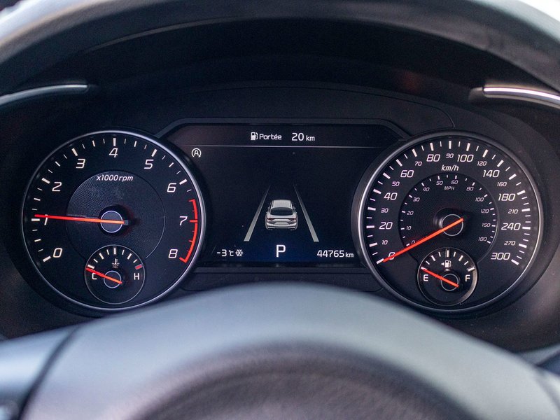 Kia Stinger EDITION SPECIALE  AWD GRIS CUIR ROUGE 2023 1 PROPRIO PAS DE RECLAMATION AU CARFAX