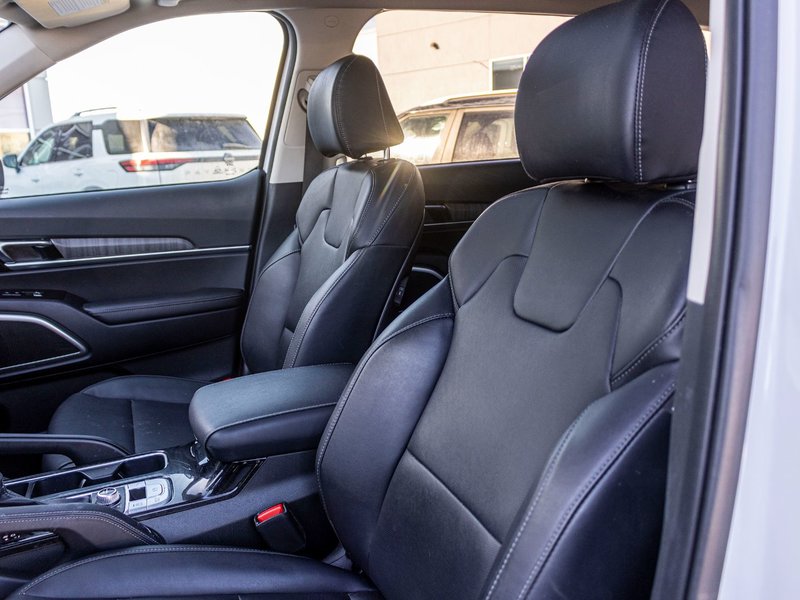 Kia Telluride EX BLANC CUIR TOIT 30250KM WOW 2023 1 PROPRIO PAS DE RECLAMATION AU CARFAX