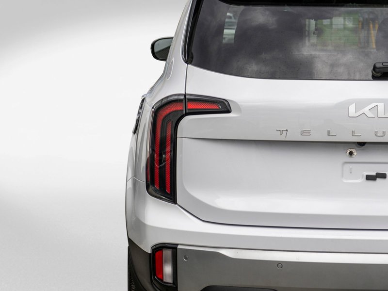 Kia Telluride SX LIMITED BLANC CUIR ROUGE RARE 2023