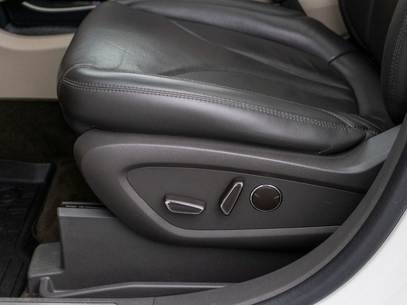 2019 Lincoln Nautilus RESERVE AWD BLANC CUIR TOIT NAVI NO CARFAX CLAIM