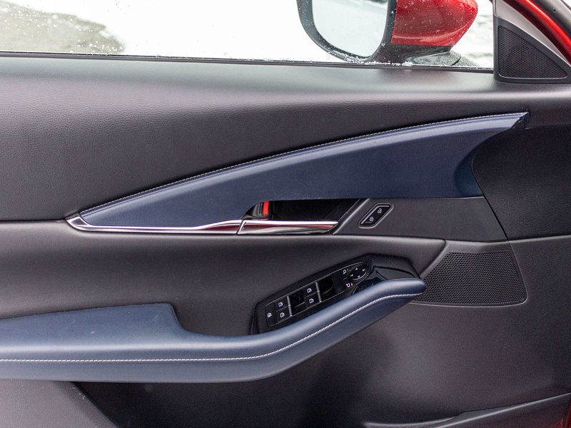 Mazda CX-30 GS LUXE AWD CUIR TOIT BAS KILO 2021 PAS DE RECLAMATION AU CARFAX