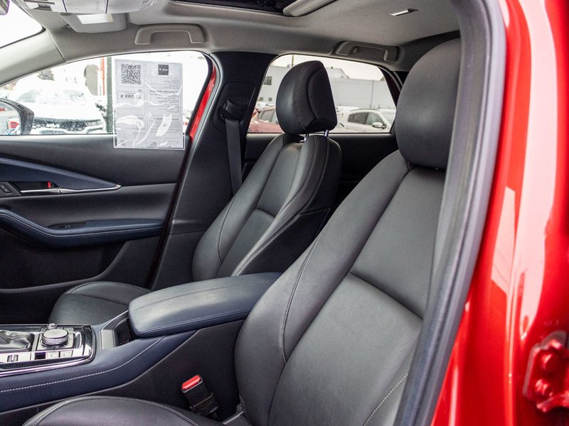 Mazda CX-30 GS LUXE AWD CUIR TOIT BAS KILO 2021 PAS DE RECLAMATION AU CARFAX